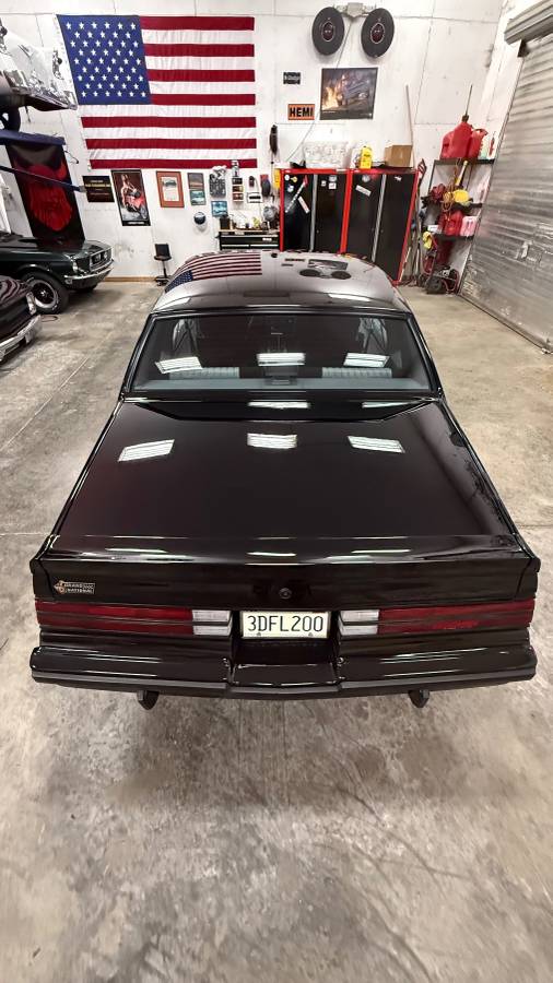 Buick-regal-grand-national-1987-12