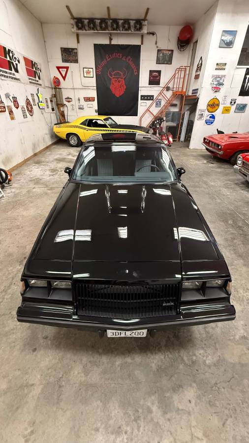 Buick-regal-grand-national-1987-22