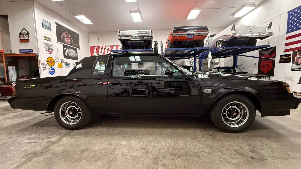 Buick-regal-grand-national-1987-5