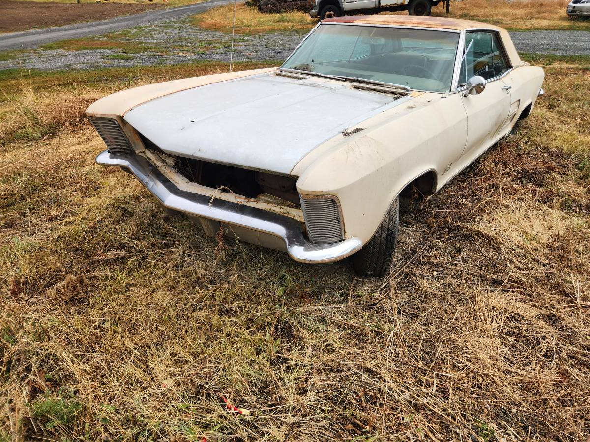 Buick-rivera-1964-white