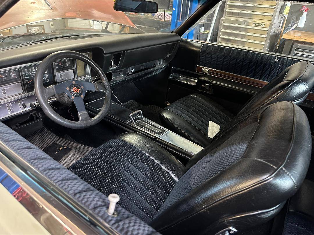 Buick-rivera-1968-11