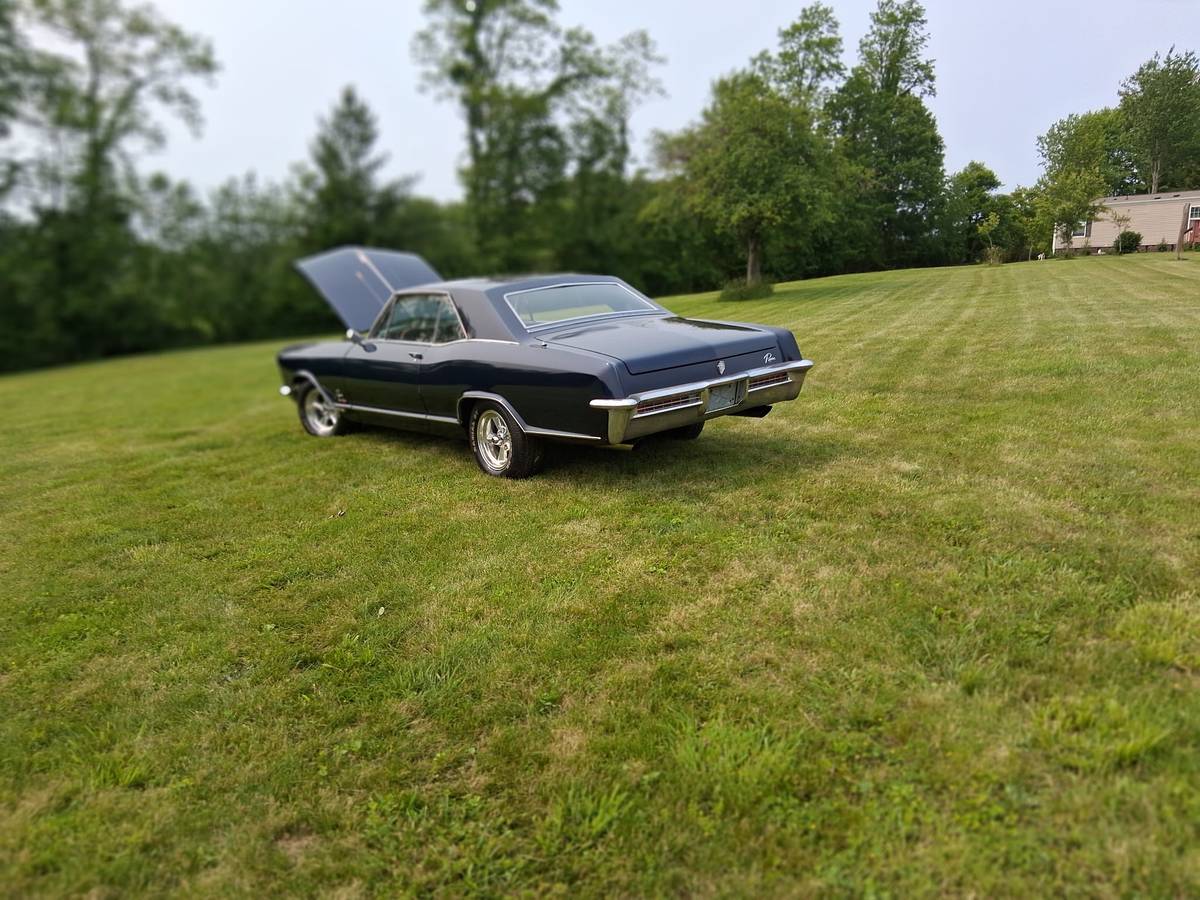 Buick-riveria-gran-sport-1965-blue-10