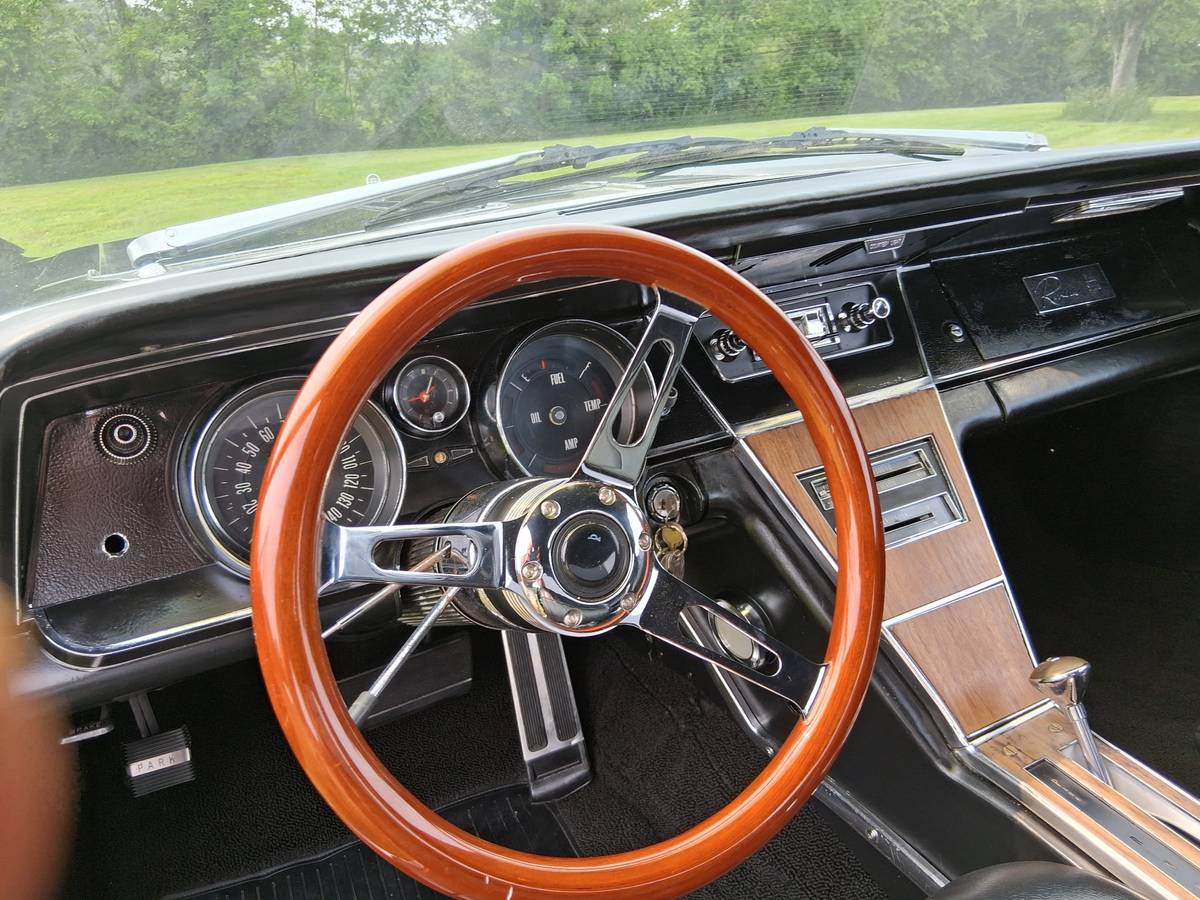 Buick-riverua-1965-blue-1