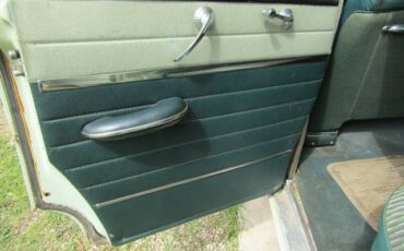 Buick-riviera-1953-green-14