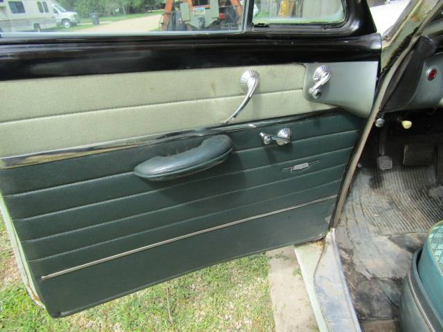 Buick-riviera-1953-green-15