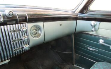 Buick-riviera-1953-green-23