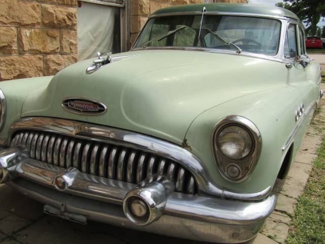 Buick-riviera-1953-green-8