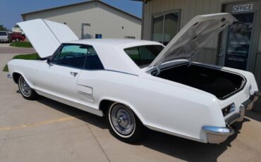 Buick-riviera-1963-19