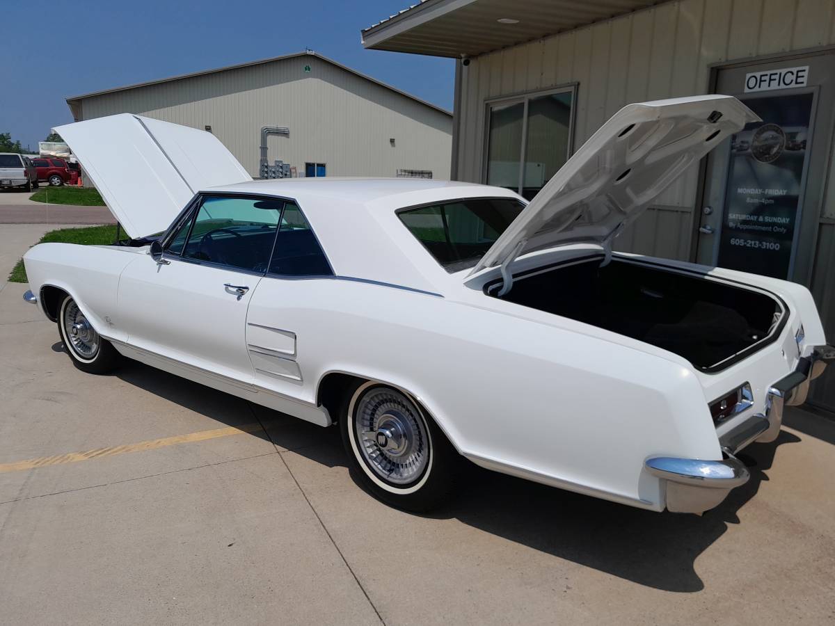 Buick-riviera-1963-19