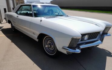 Buick-riviera-1963-23