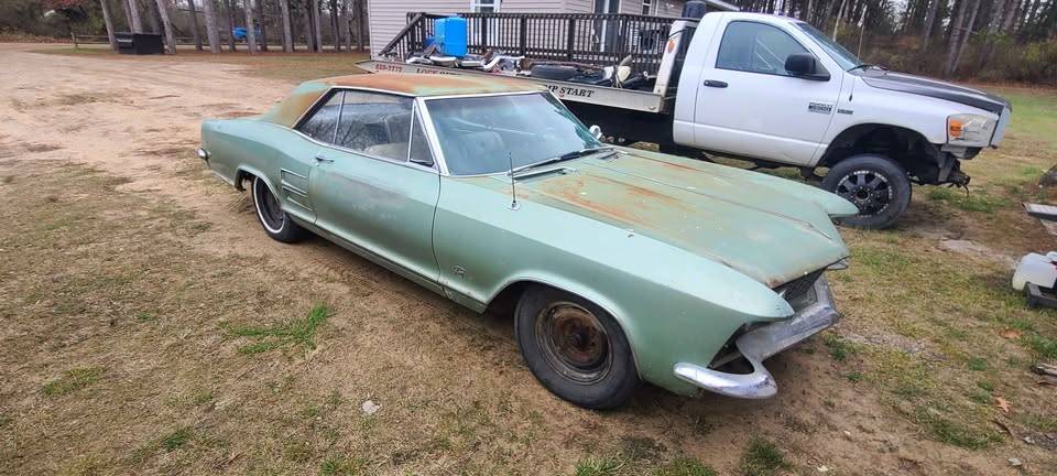 Buick-riviera-1963-green