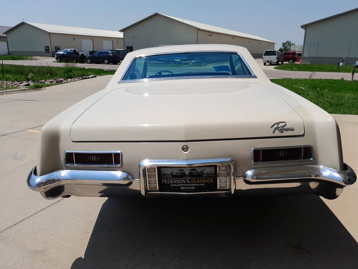 Buick-riviera-1964-14
