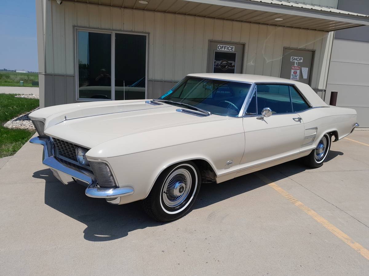Buick-riviera-1964-16