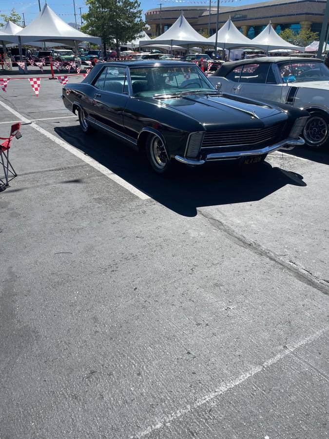 Buick-riviera-1965-white-1