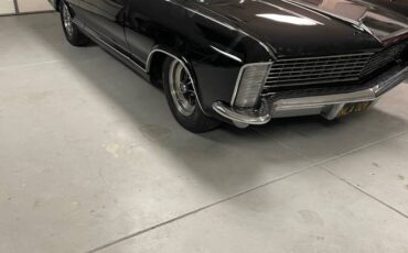 Buick-riviera-1965-white-10