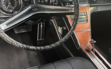 Buick-riviera-1965-white-17