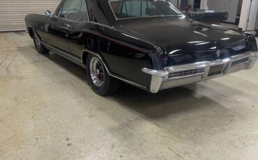 Buick-riviera-1965-white-9