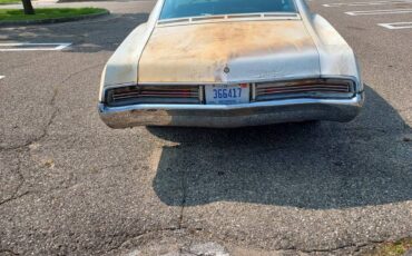 Buick-riviera-1966-white-1