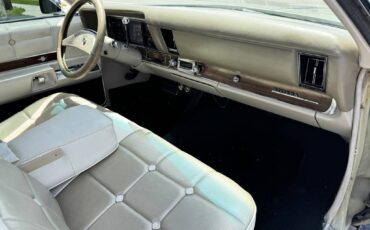Buick-riviera-1969-green-19