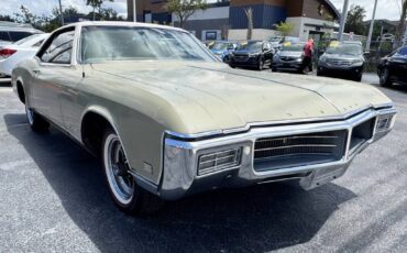 Buick-riviera-1969-green-6