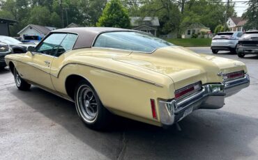 Buick-riviera-1972