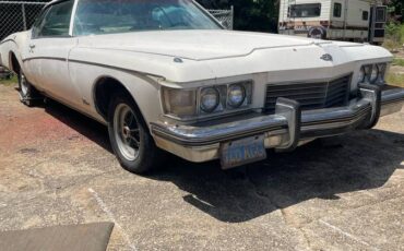 Buick-riviera-1973-white-1