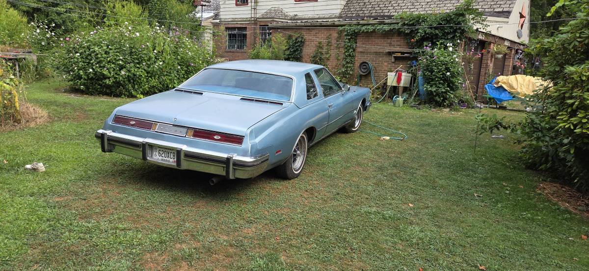 Buick-riviera-1975-blue-7