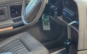 Buick-riviera-1990-white-2