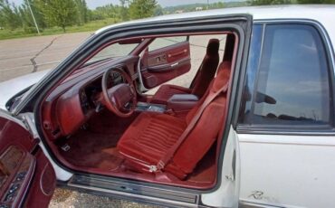 Buick-riviera-1991-white-8
