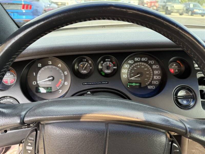 Buick-riviera-1995-10