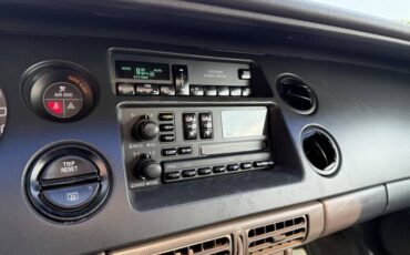 Buick-riviera-1995-12