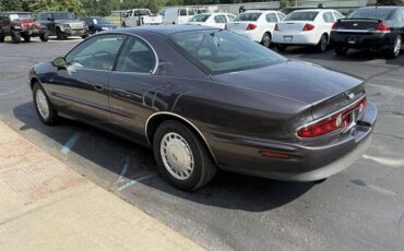 Buick-riviera-1995-2