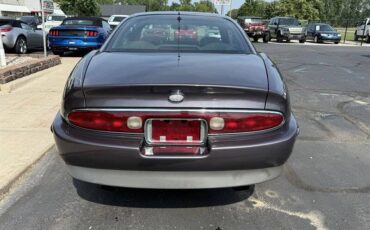 Buick-riviera-1995-4
