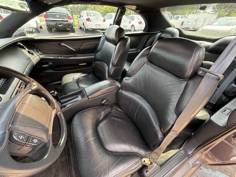Buick-riviera-1995-8