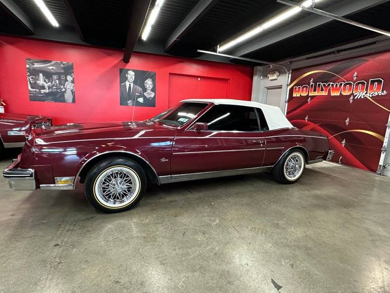 Buick-riviera-luxury-1984-5