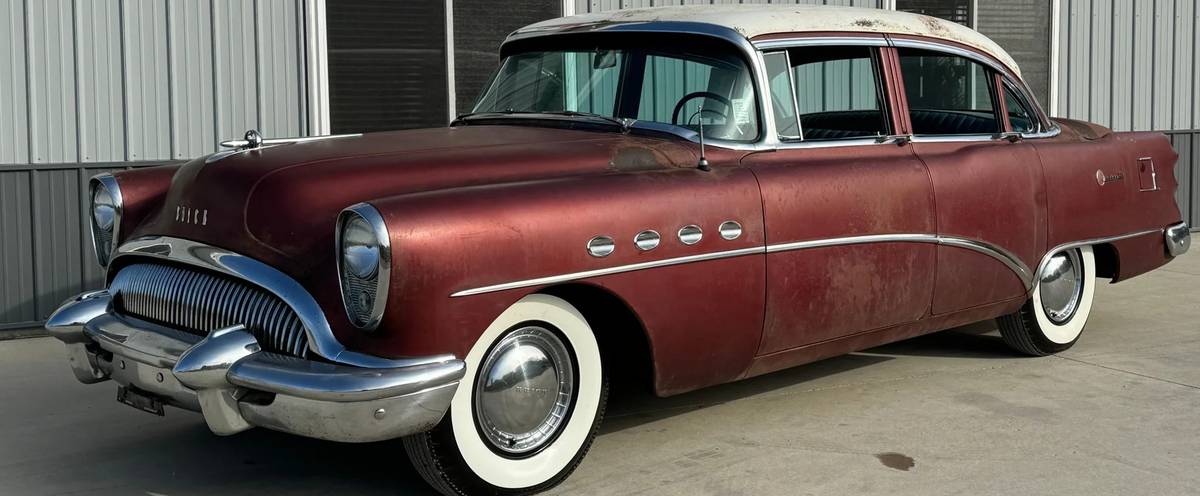 Buick-roadmaster-1954-red-11