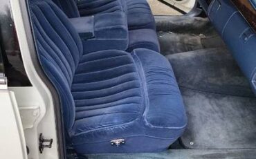 Buick-roadmaster-1992-12