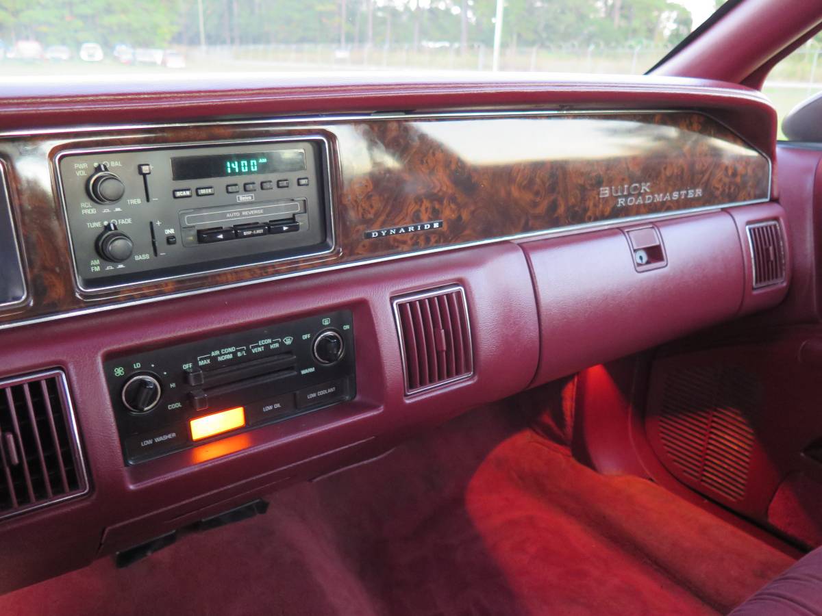 Buick-roadmaster-1992-red-20