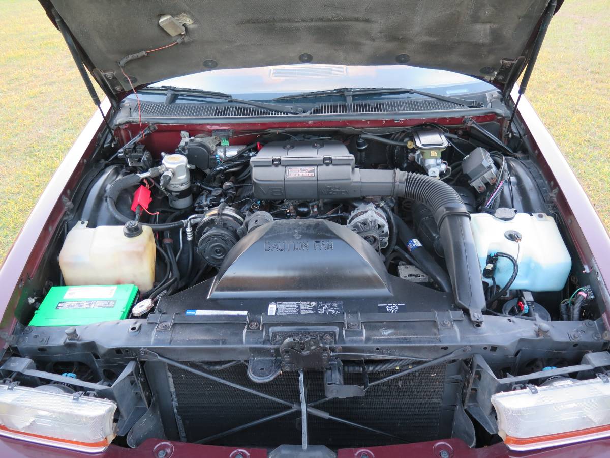 Buick-roadmaster-1992-red-22