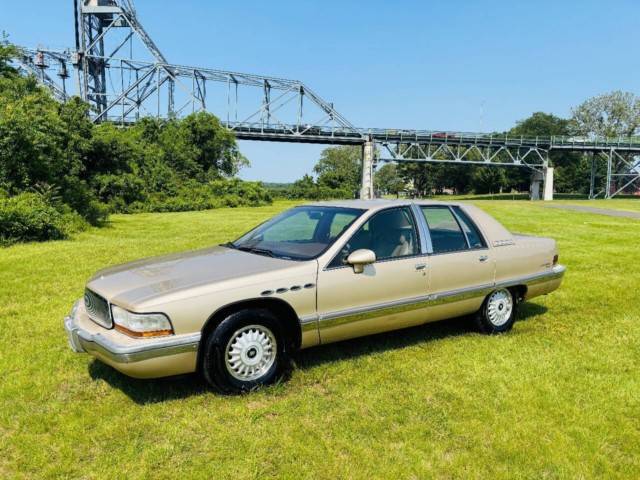Buick-roadmaster-1994-1