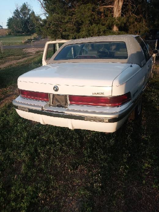 Buick-roadmaster-1994-white-4