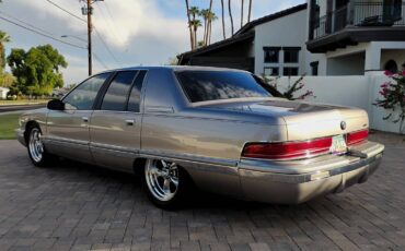 Buick-roadmaster-1995-silver-2