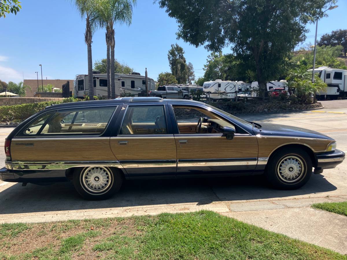 Buick-roadmaster-estate-wagon-1992-brown-1