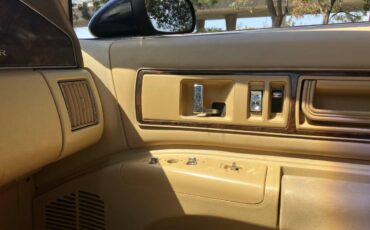 Buick-roadmaster-estate-wagon-1992-brown-17