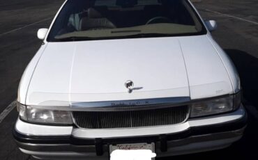 Buick-roadmaster-estate-wagon-1994-white-4