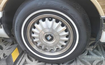 Buick-roadmaster-estate-wagon-1994-white-6