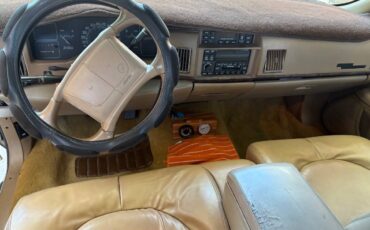 Buick-roadmaster-estate-wagon-1995-white-1