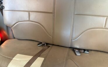Buick-roadmaster-estate-wagon-1995-white-2