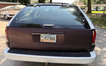 Buick-roadmaster-estate-wagon-1995-white