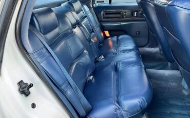 Buick-roadmaster-limited-1992-white-15